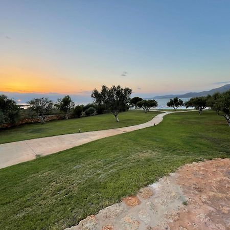 Eight Dimensions Capari Suites Elafonisos חדר תמונה
