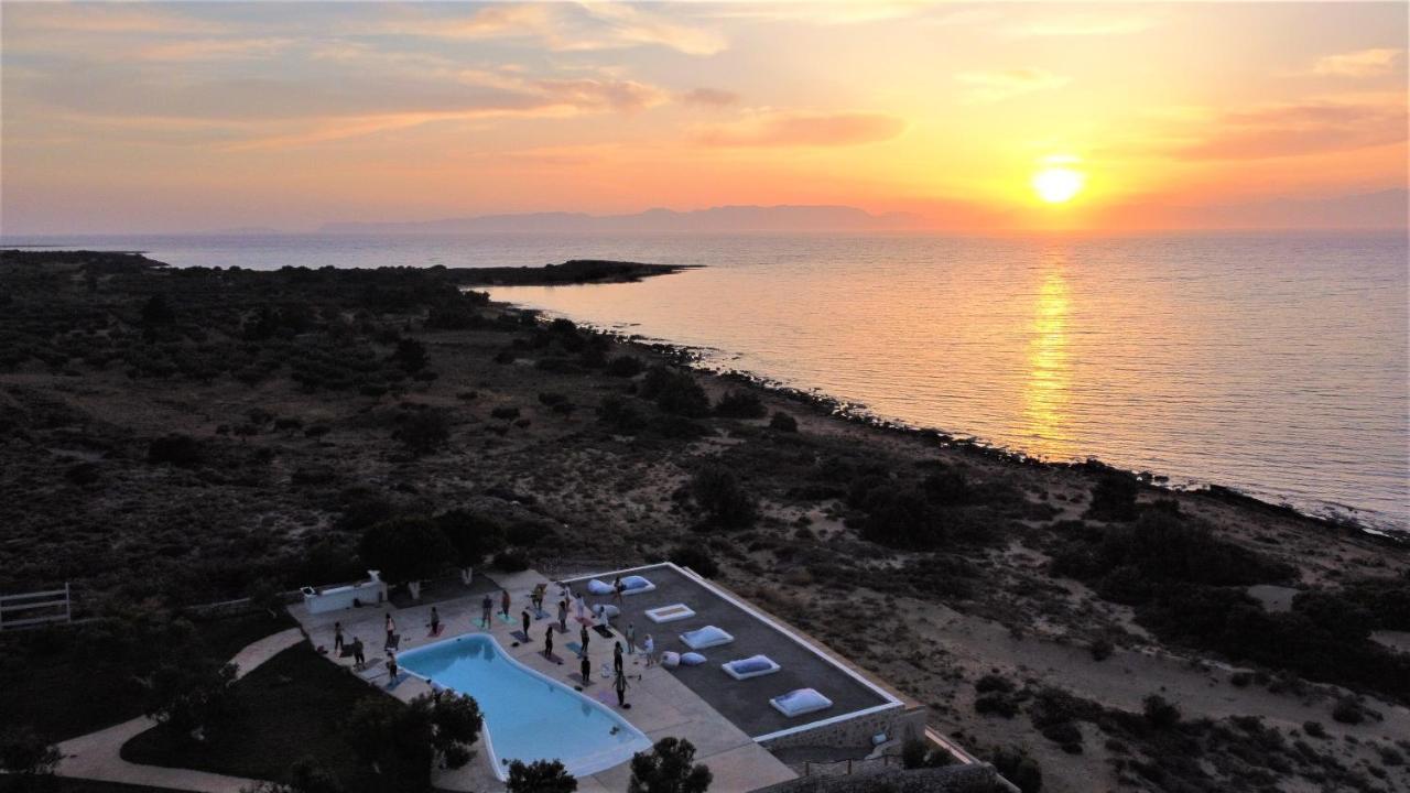 Eight Dimensions Capari Suites Elafonisos מראה חיצוני תמונה